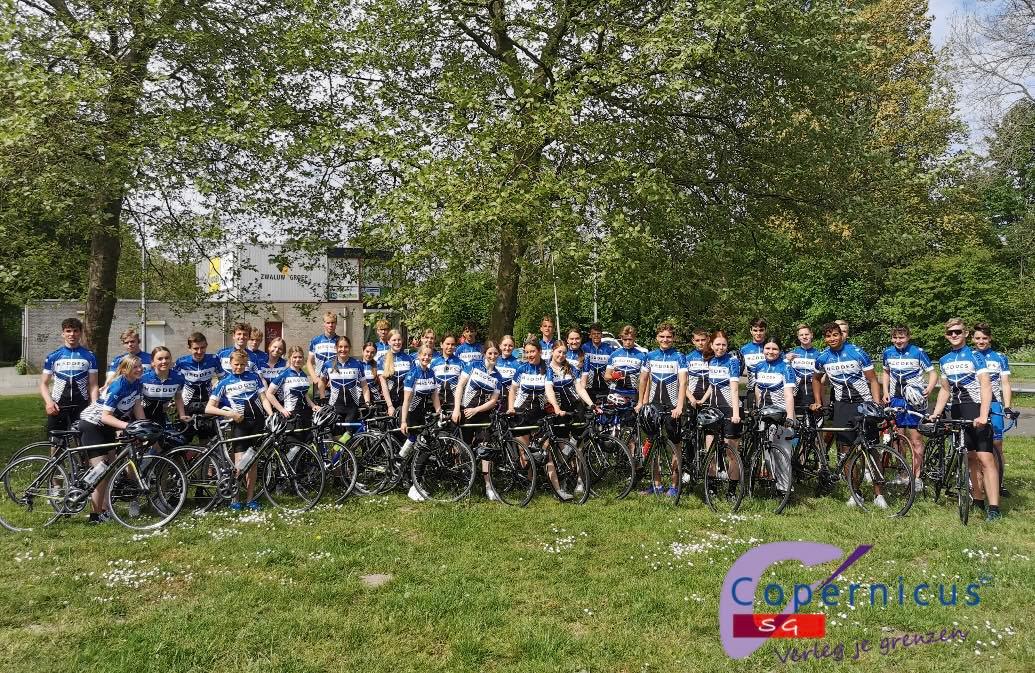 Featured image for “Copernicus leerlingen fietsen Elfstedentocht voor het goede doel”